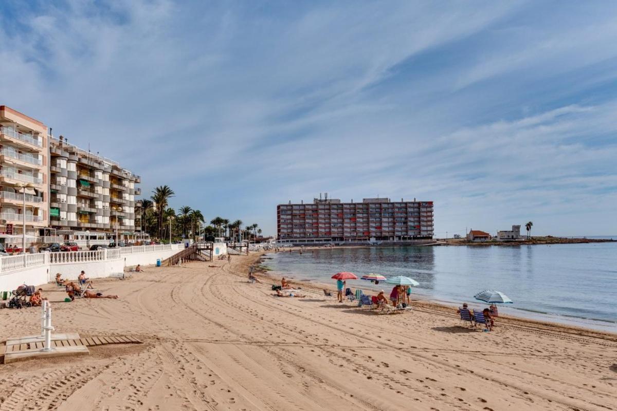 טורבייחה Nice Apartment With Terrace On The Los Locos Beach מראה חיצוני תמונה