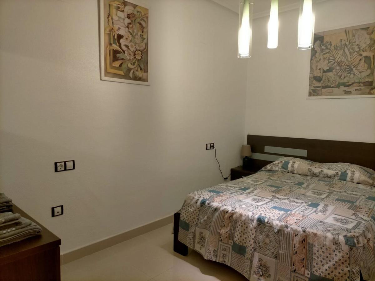טורבייחה Nice Apartment With Terrace On The Los Locos Beach מראה חיצוני תמונה
